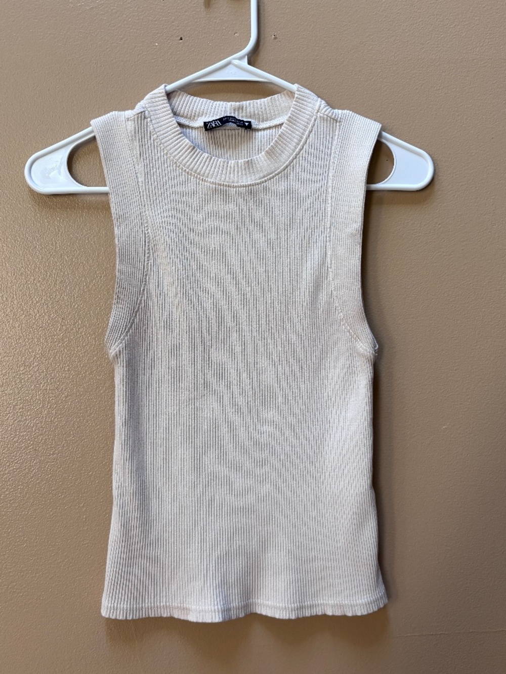 Zara Ribbed Sleeveless Cream Top Size S